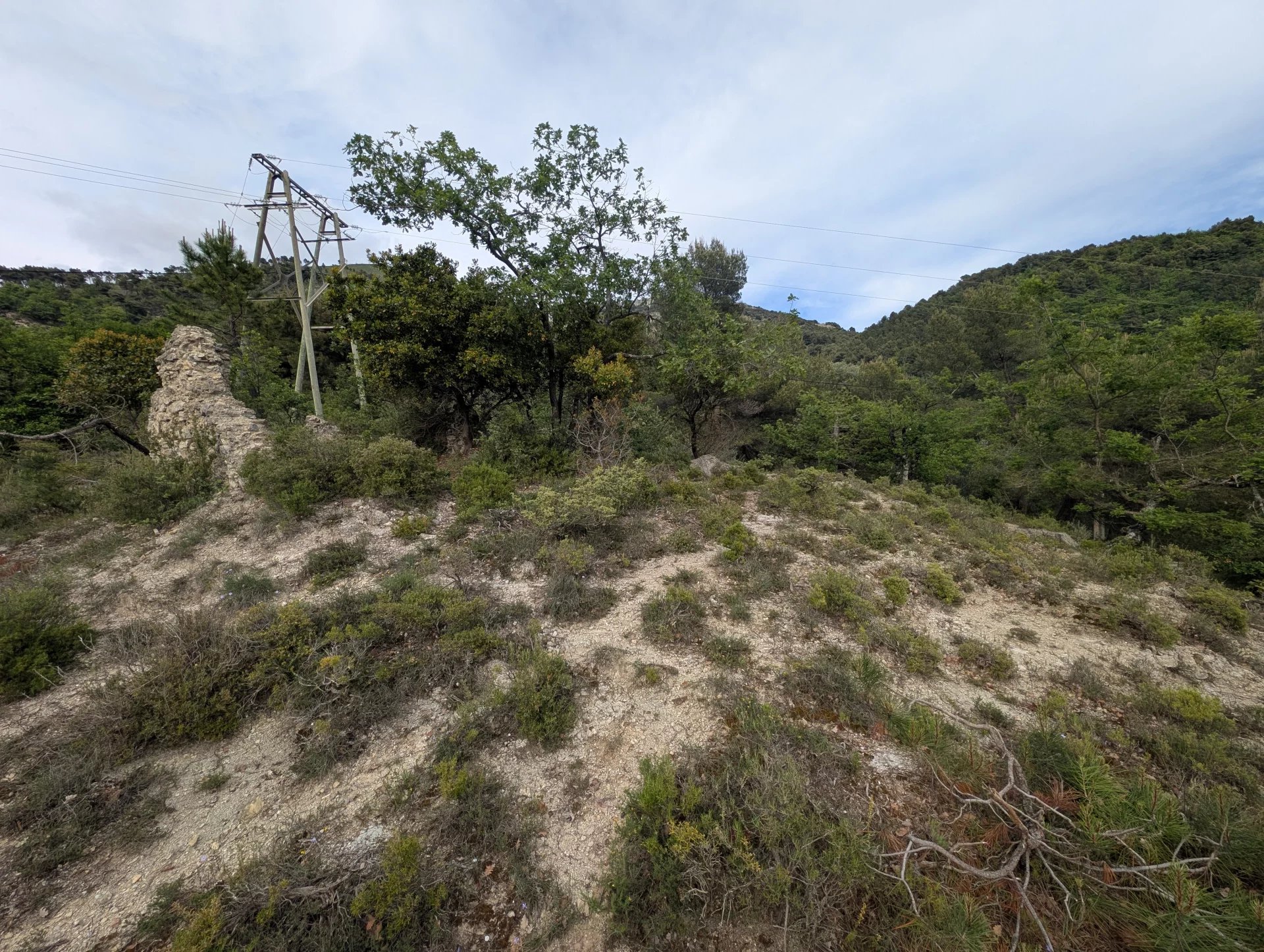 LUCERAM : TERRAIN NON CONSTRUCTIBLE - Photo 4