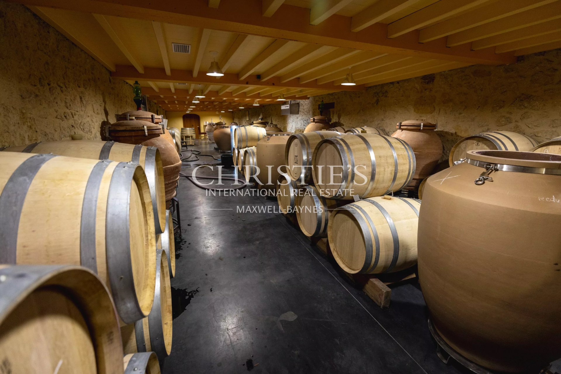 3 Bedroom Vineyard's Image 9