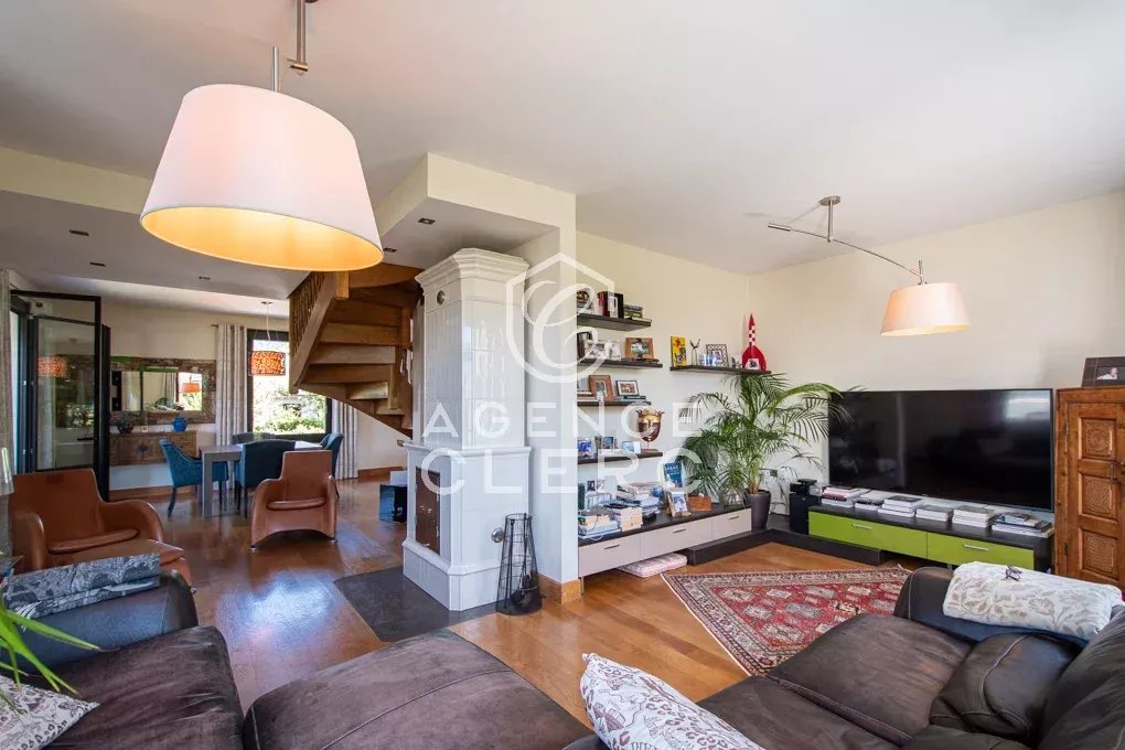 Sale House Veyrier-du-Lac