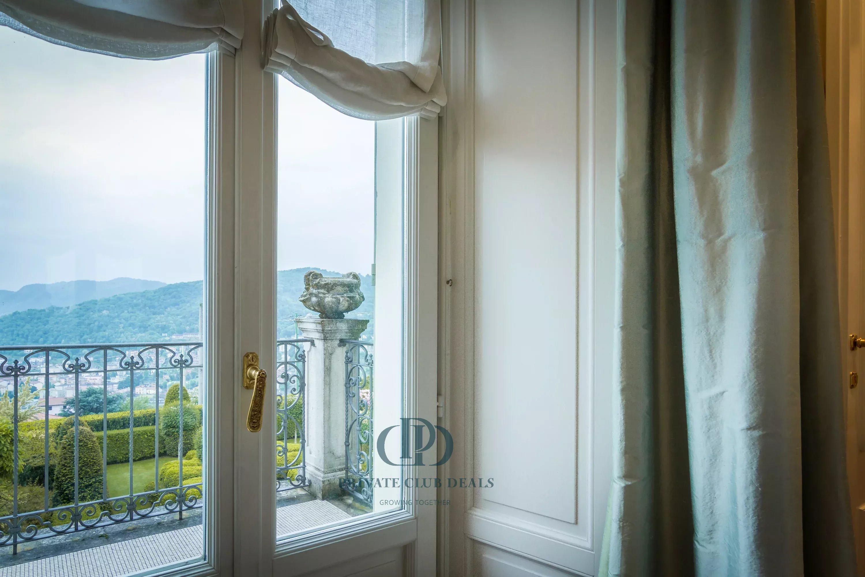 Villa Cernobbio - picture 13