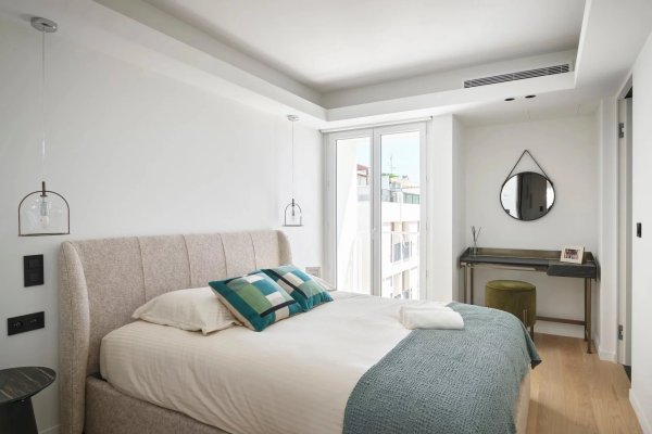 RENOVATED APARTMENT ON THE CROISETTE — photo 6