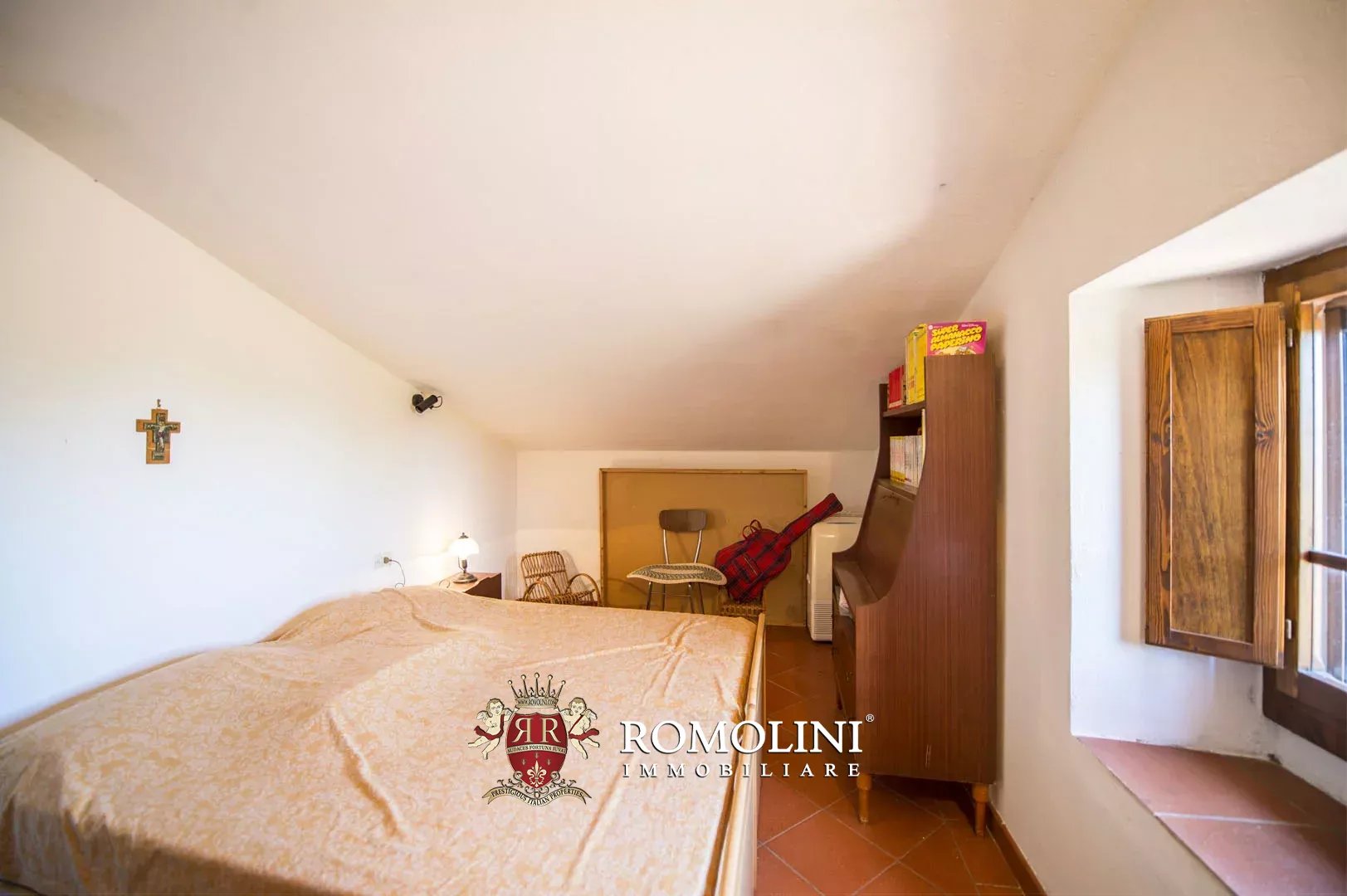 7 Bedroom Villa/Townhouse's Image 28