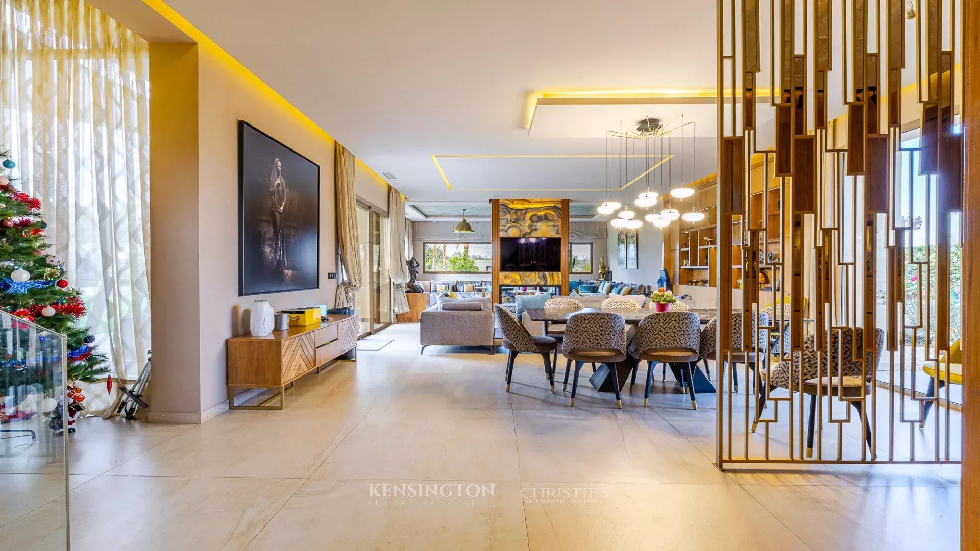 5 Bedroom Villa/Townhouse's Image 24