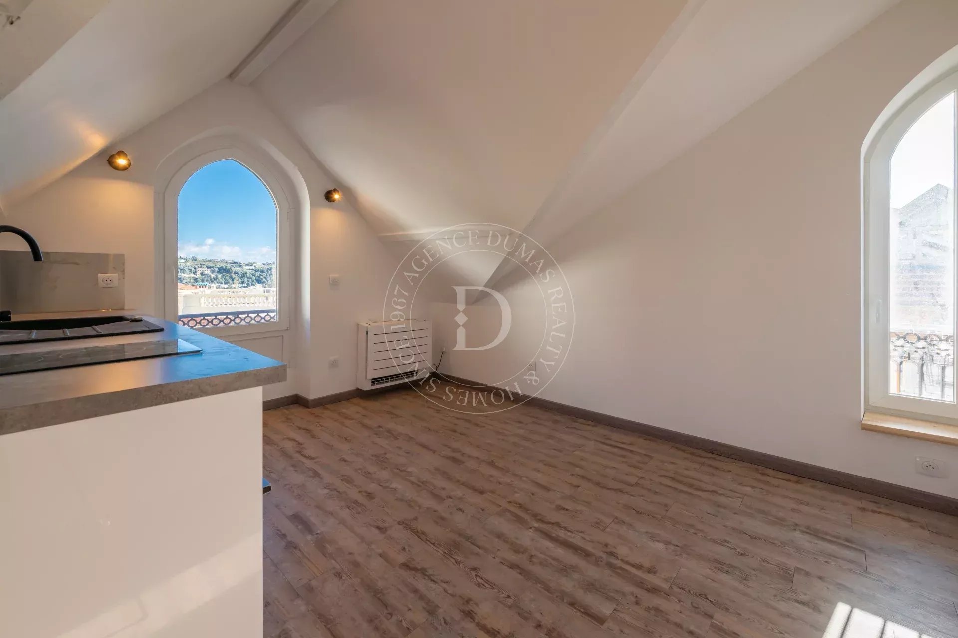 Exclusivité - studio en dernier etage - Photo 3