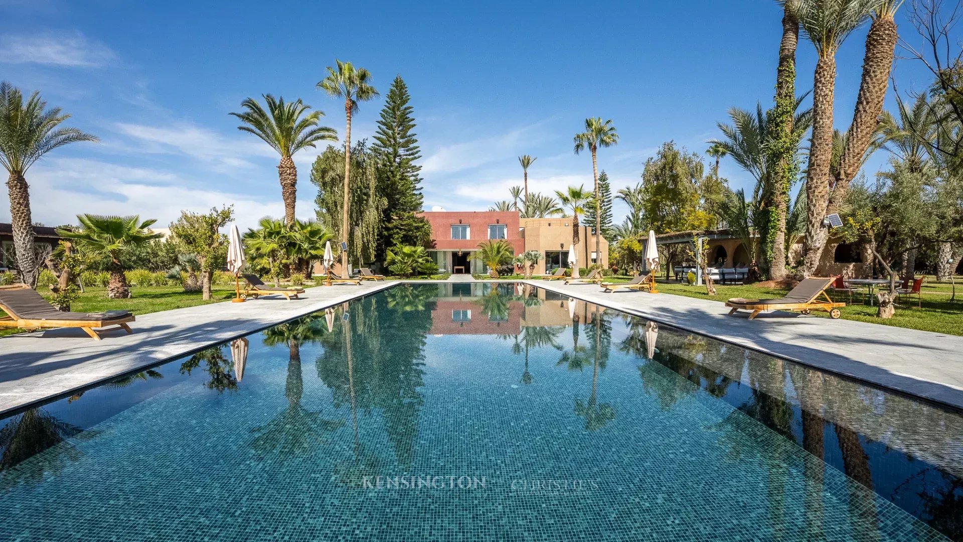 9 Bedroom Villa/Townhouse's Image 34