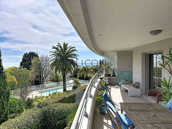 3-Bedroom Apartment in Nice — photo 4
