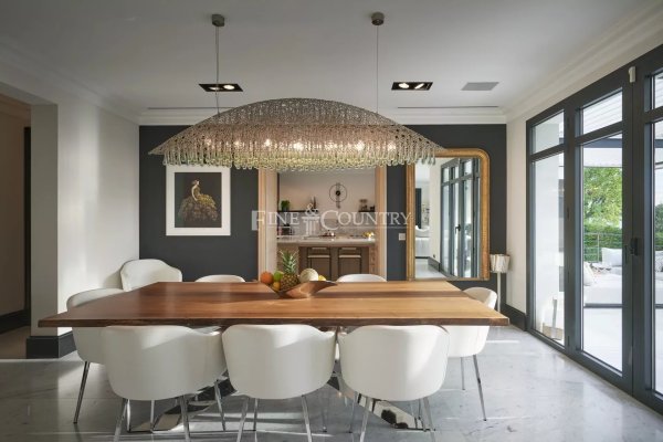 Contemporary Villa for sale in Cannes with panoramic views — photo 4