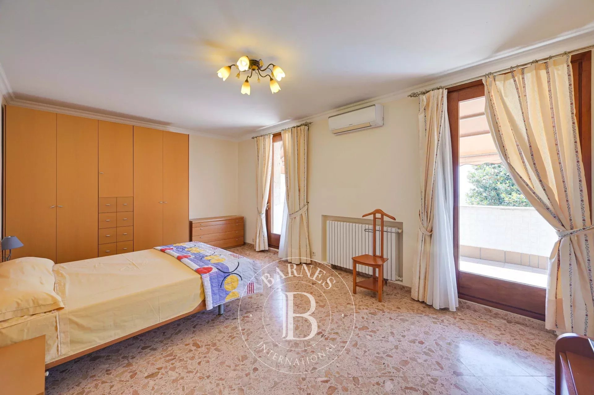 Villa Blanes - picture 22