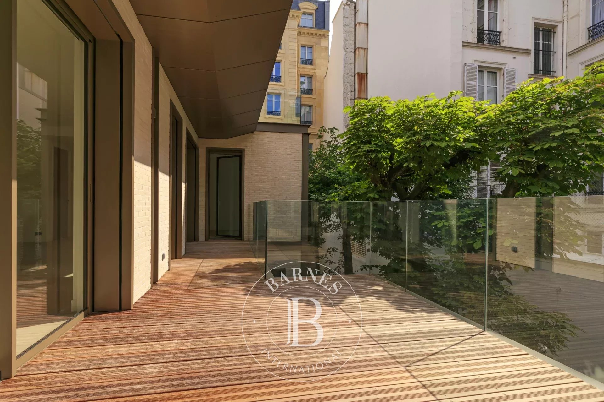 Daire Paris 8ème - picture 14