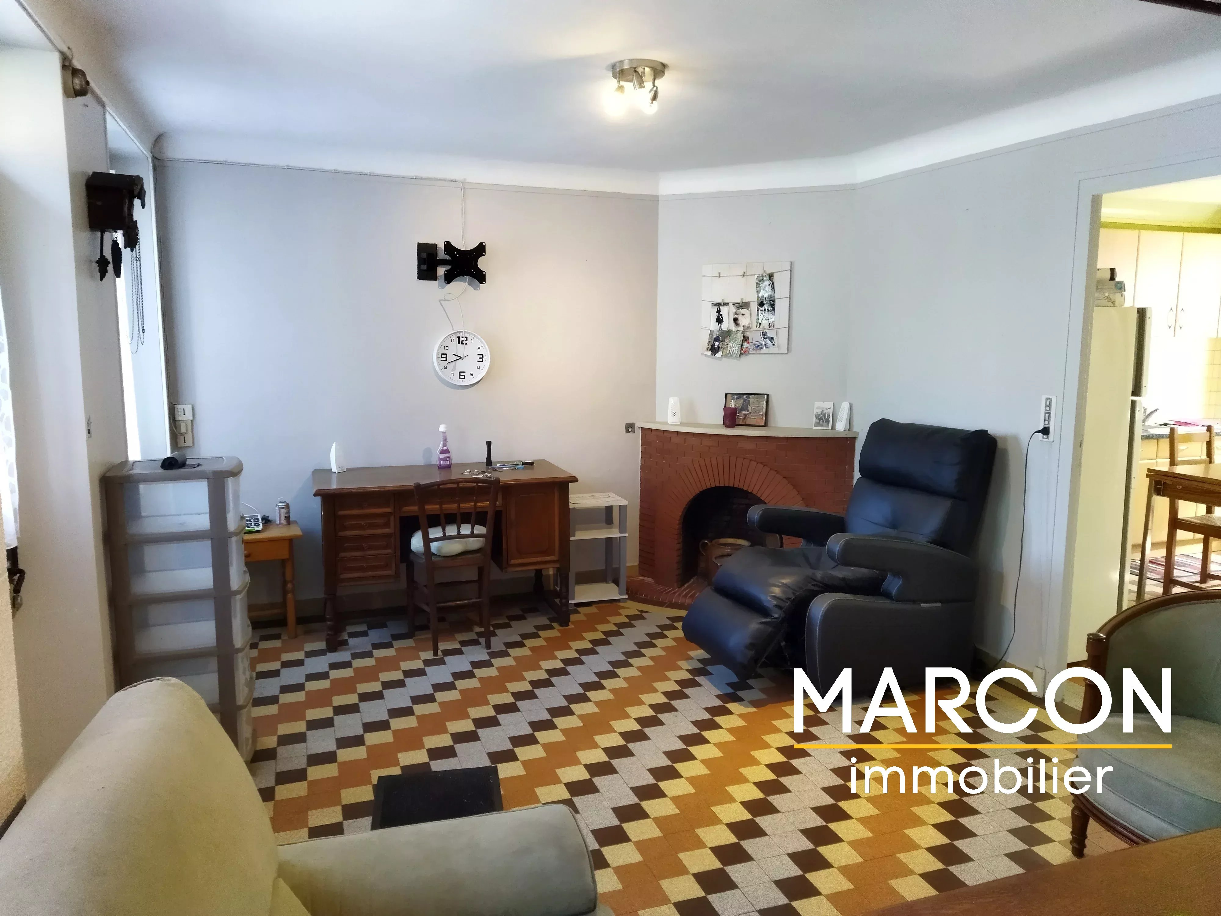 BELLE MAISON EN PIERRES entre GUERET et BOURGANEUF