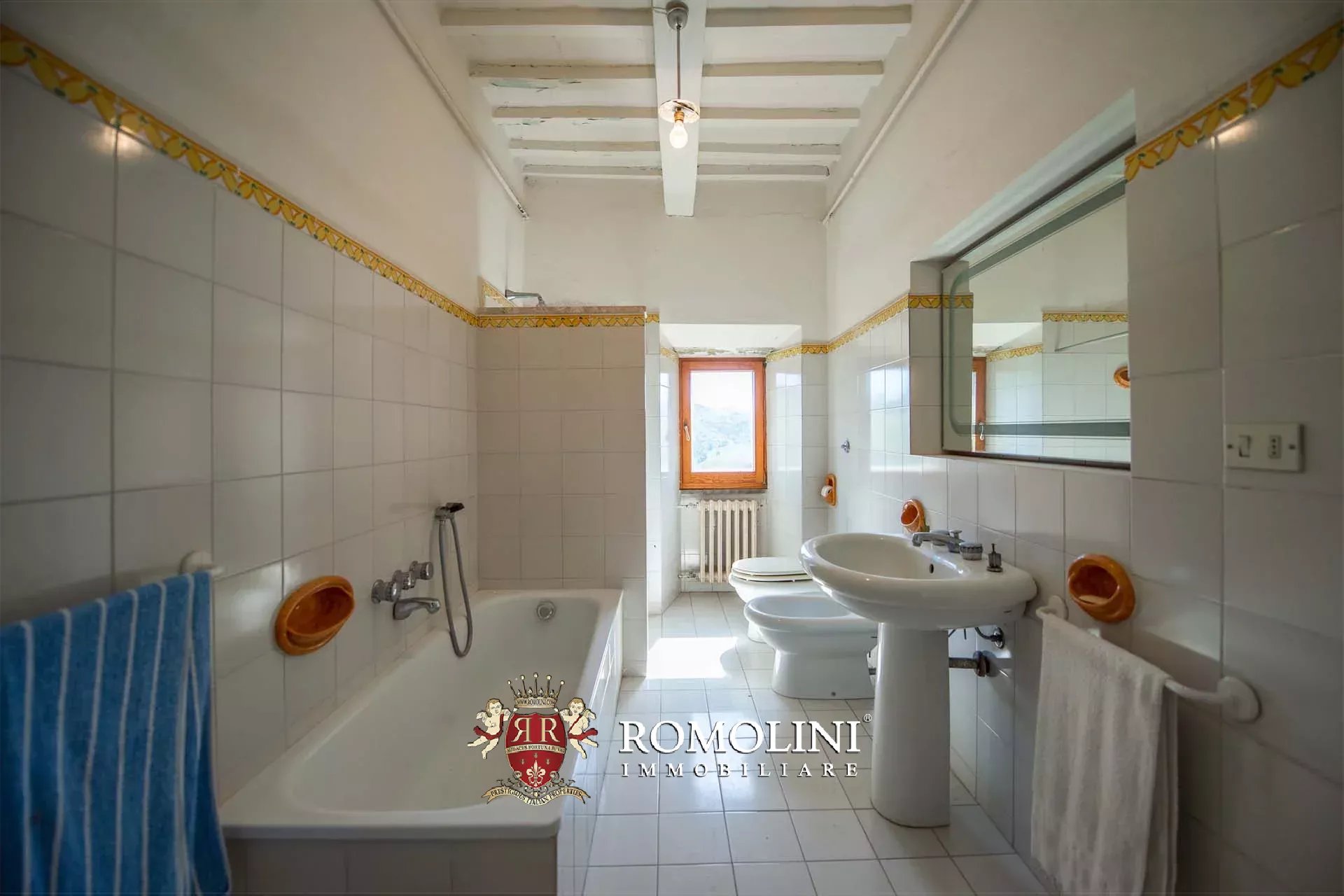 15 Bedroom Villa/Townhouse's Image 37