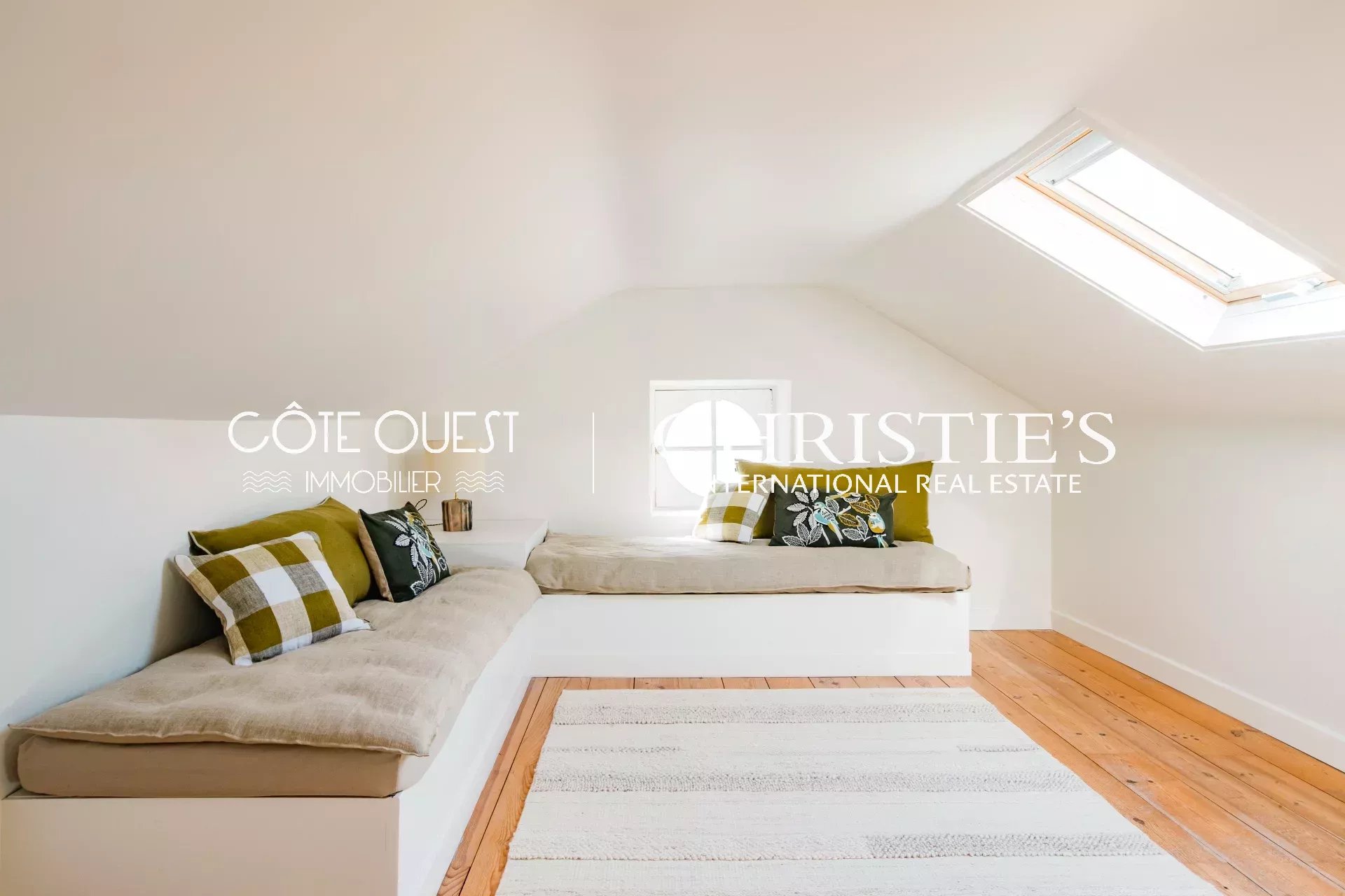 4 Bedroom Villa/Townhouse's Image 16