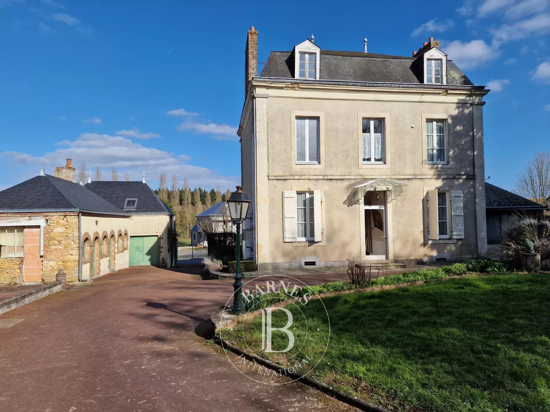 Maison Asnières-sur-Vègre  -  ref 83454902 (picture 2)