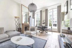 Elegant Haussmannian Family Apartment for Sale in Paris, France — photo 1 of 7