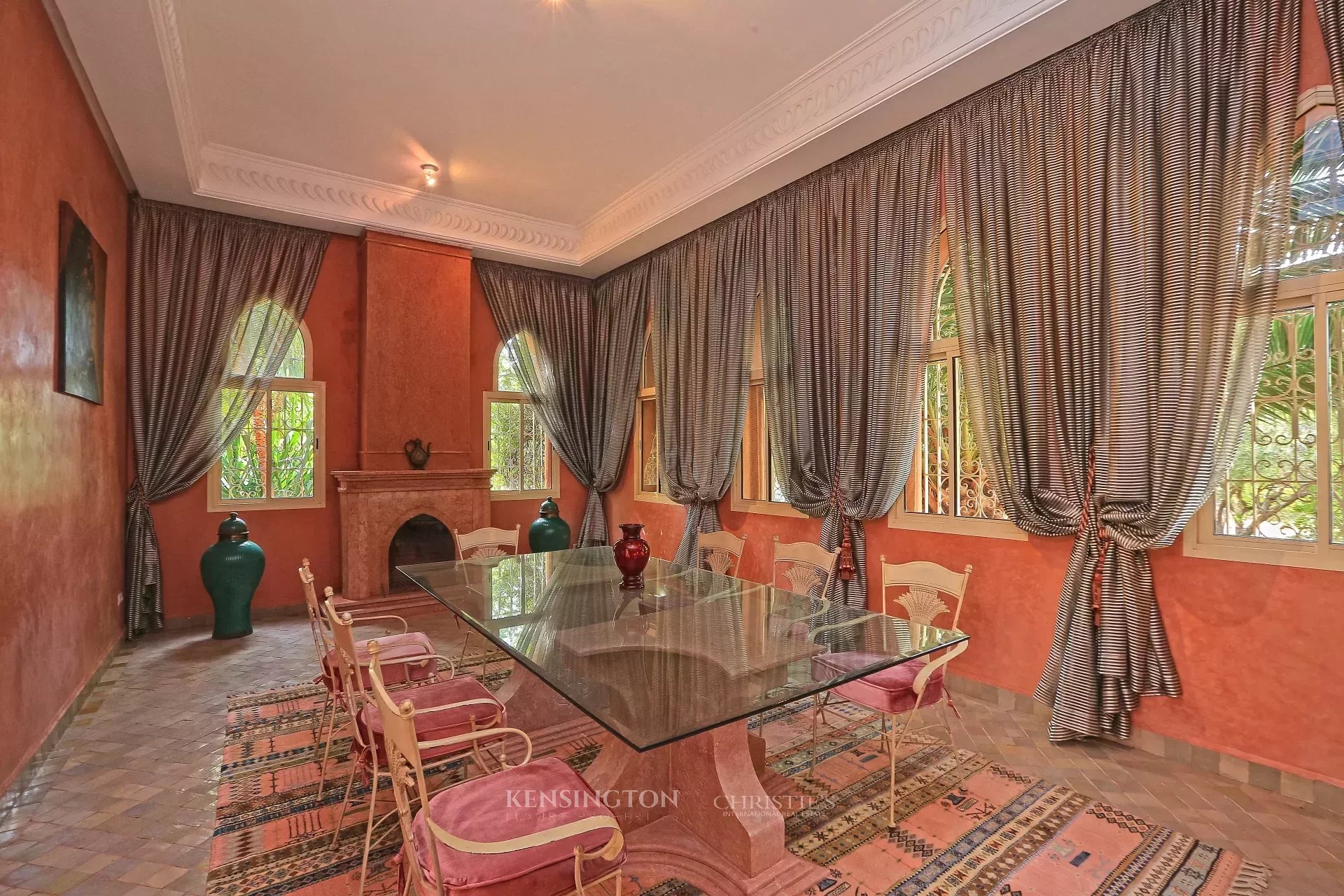 4 Bedroom Villa/Townhouse's Image 10