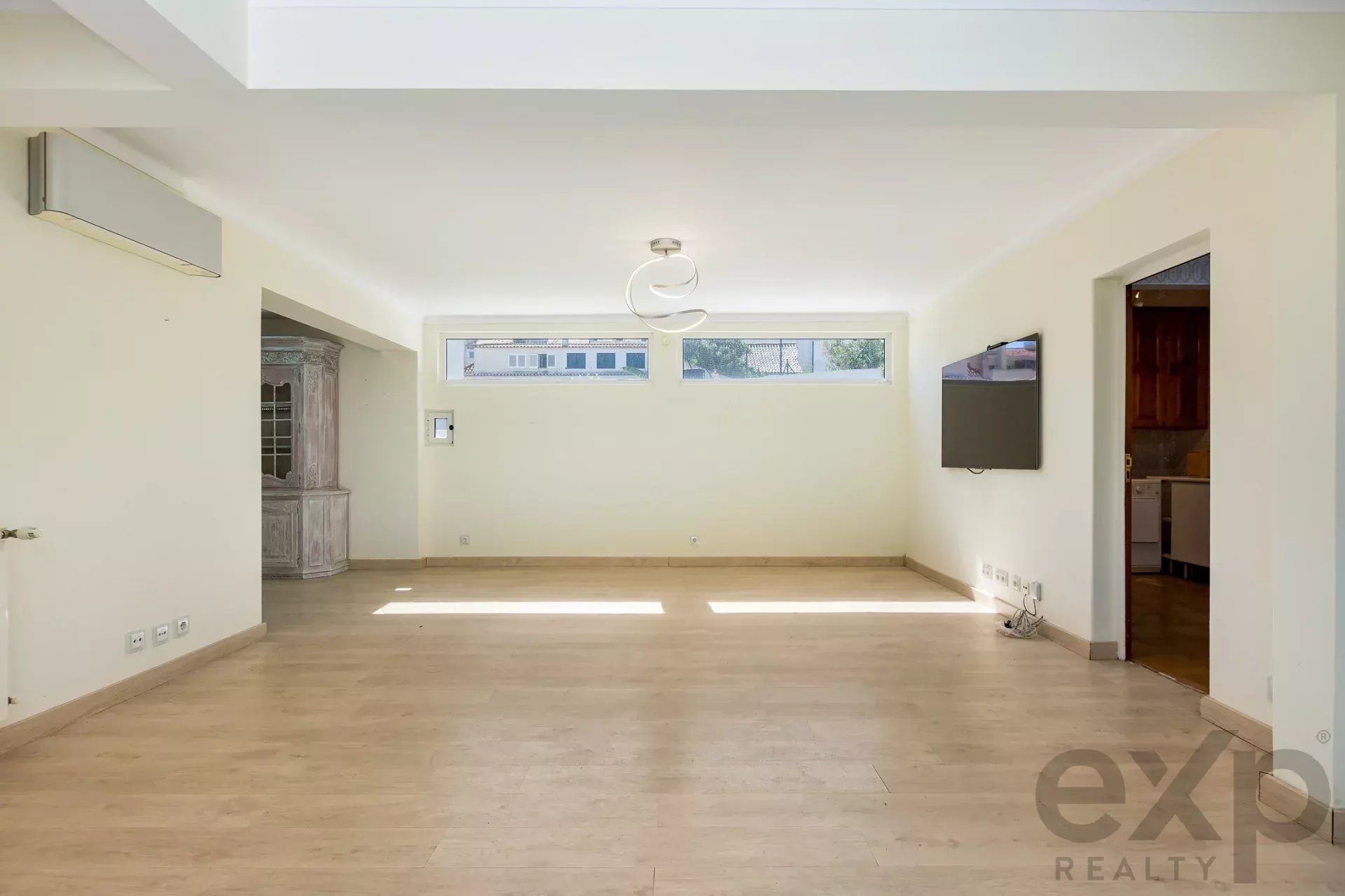 A UNIQUE OPPORTUNITY TO INVEST IN PENHA DE FRANÇA! 🚀 86356707 image 10