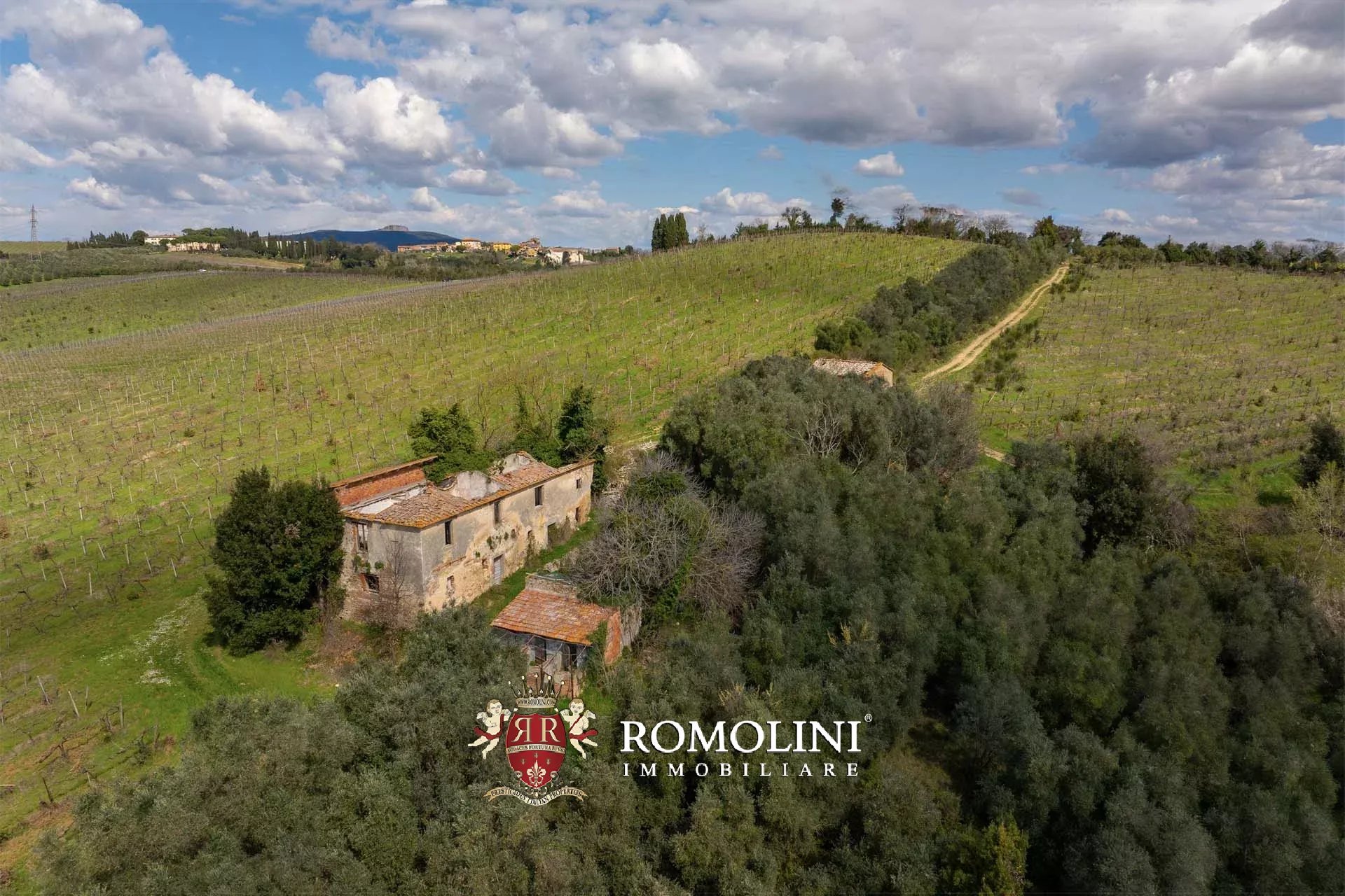 35 Bedroom Vineyard's Image 123
