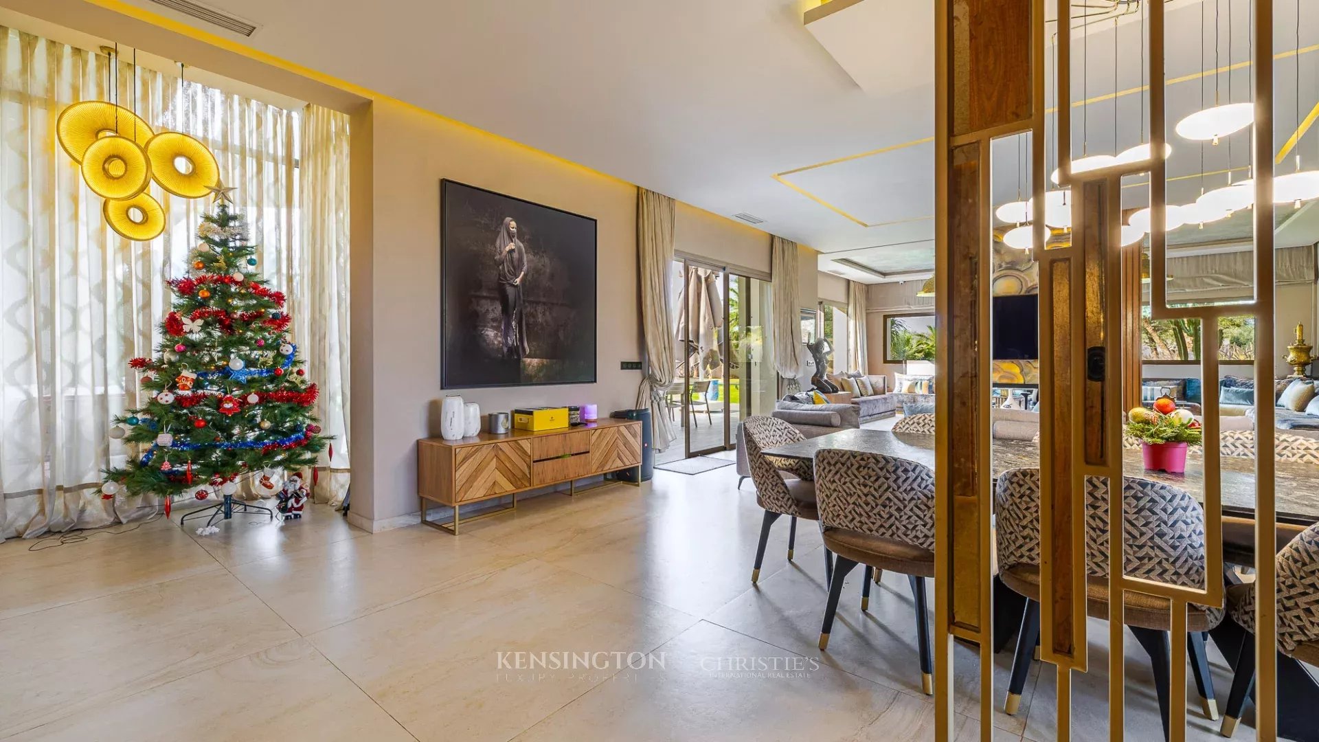 5 Bedroom Villa/Townhouse's Image 17