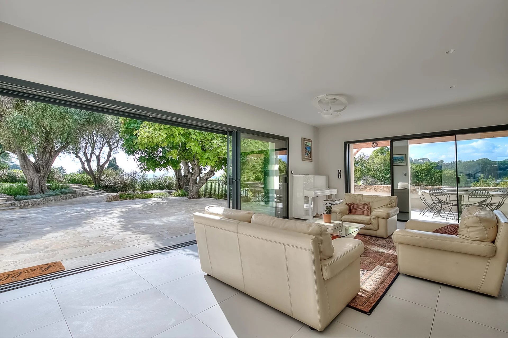 Villa rénovée vue Panoramique sur Mougins Village - Photo 5