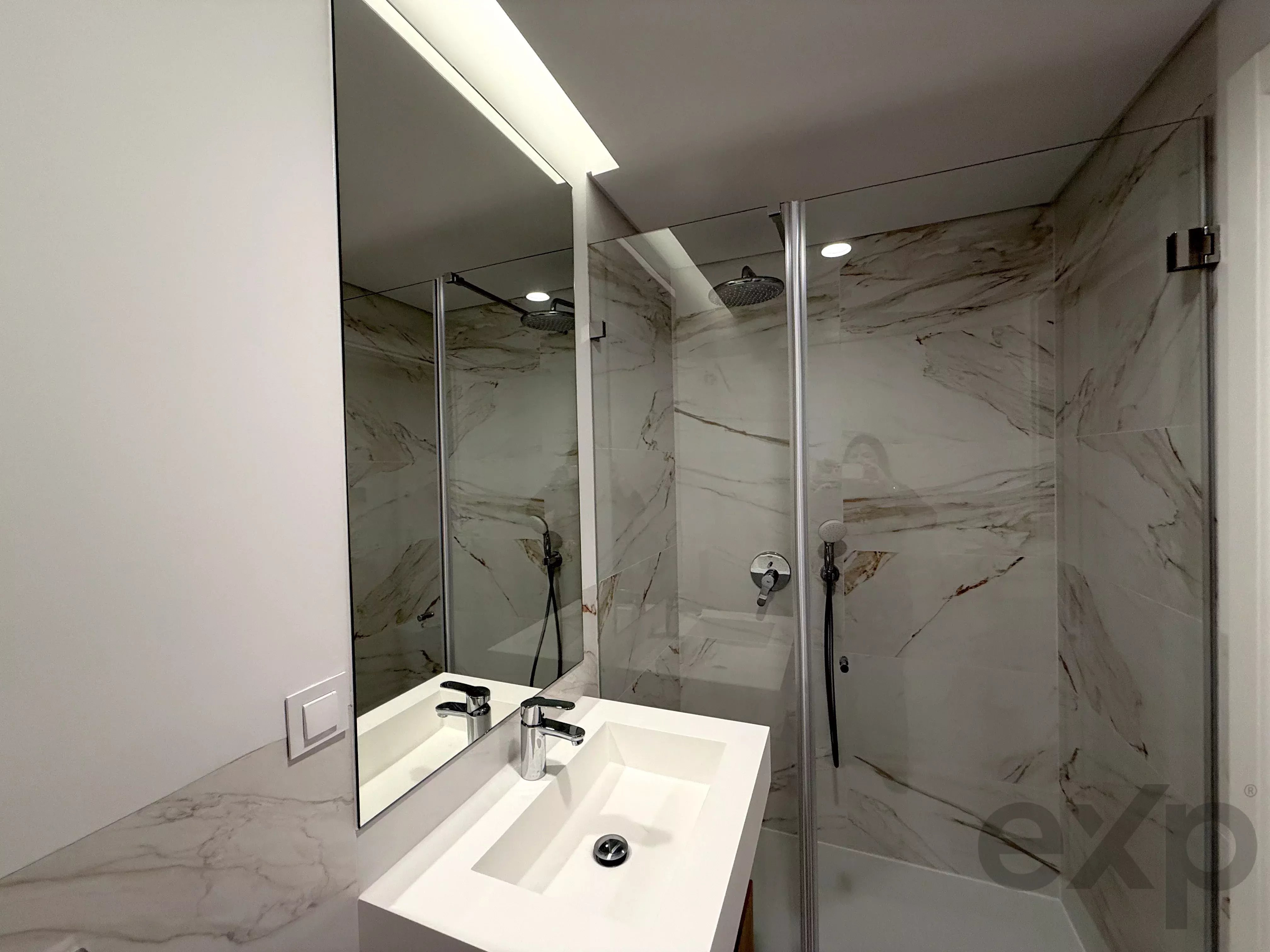 2-BEDR. SUITE, POOL, BALCONY, GARAGE 86647813 image 10