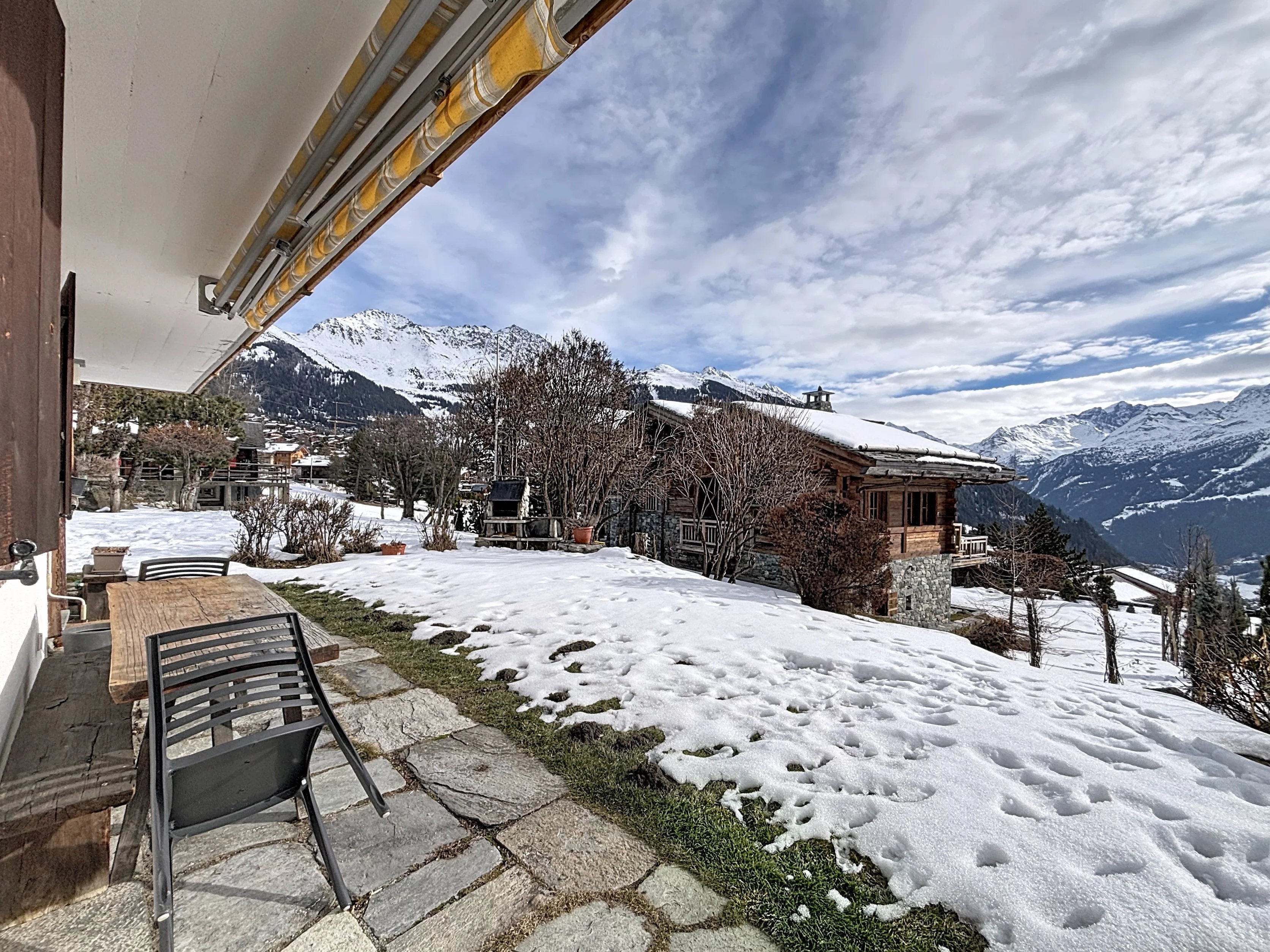 Charmant rez-de-jardin