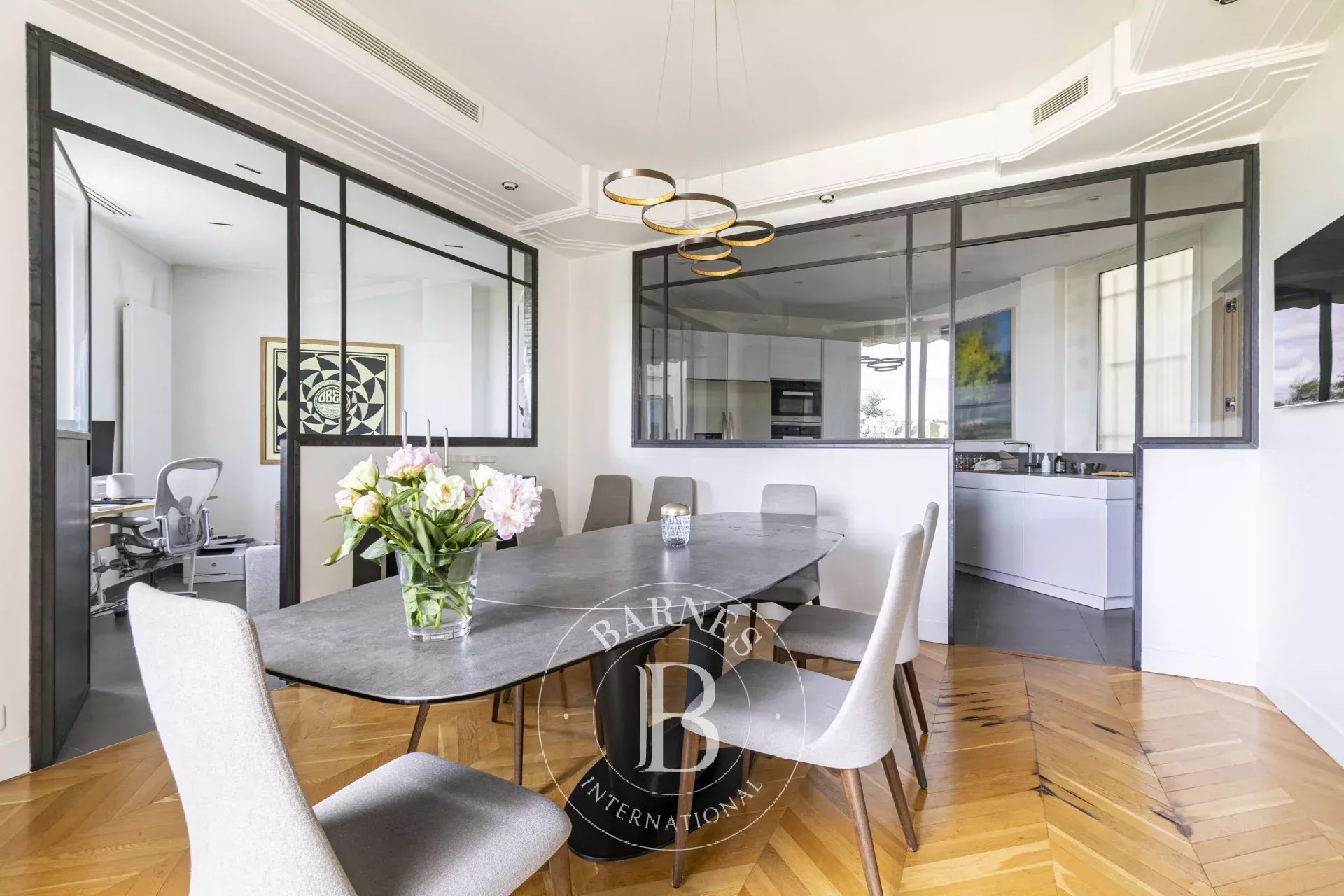 Daire Paris 7ème - picture 7