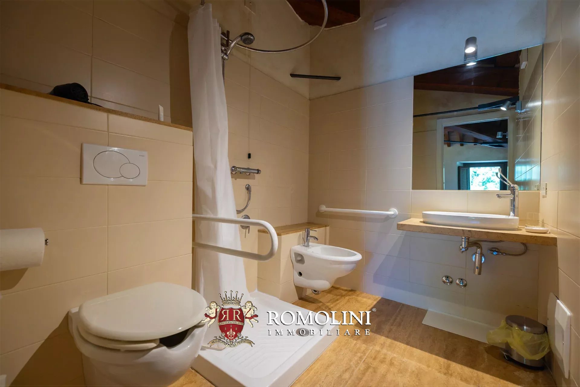 27 Bedroom Villa/Townhouse's Image 73