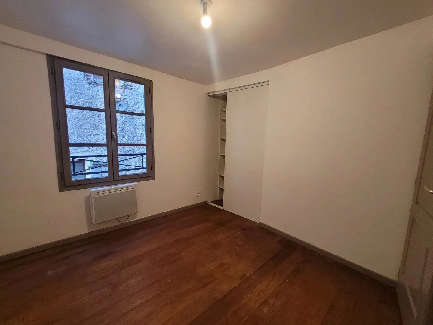 Rental Apartment Puy-l'Évêque