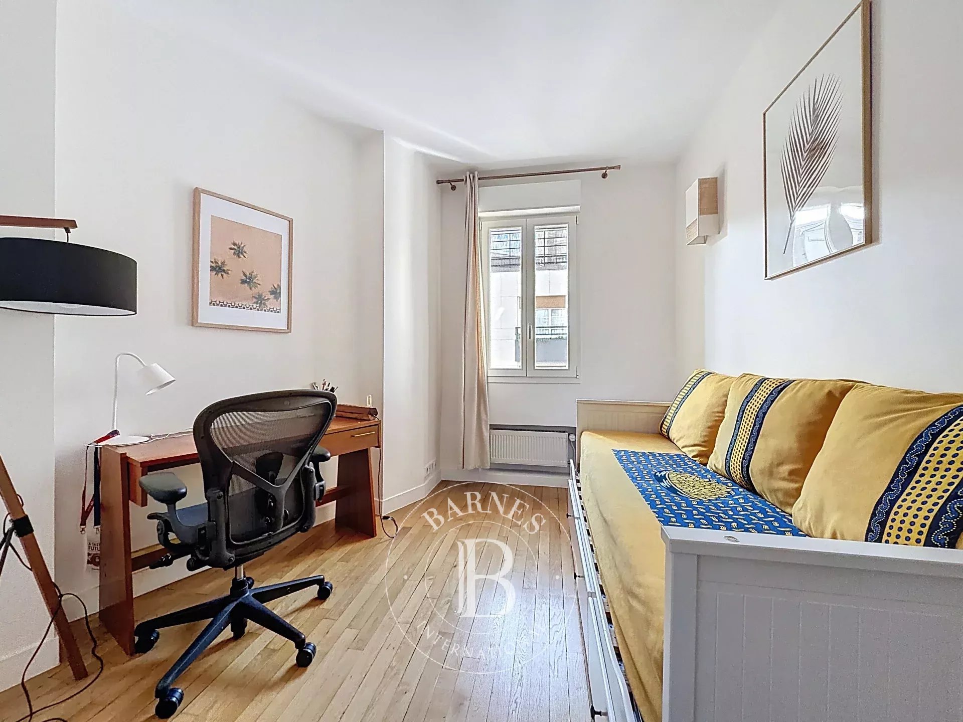 Paris  - Apartment 3 Bedrooms - picture 11