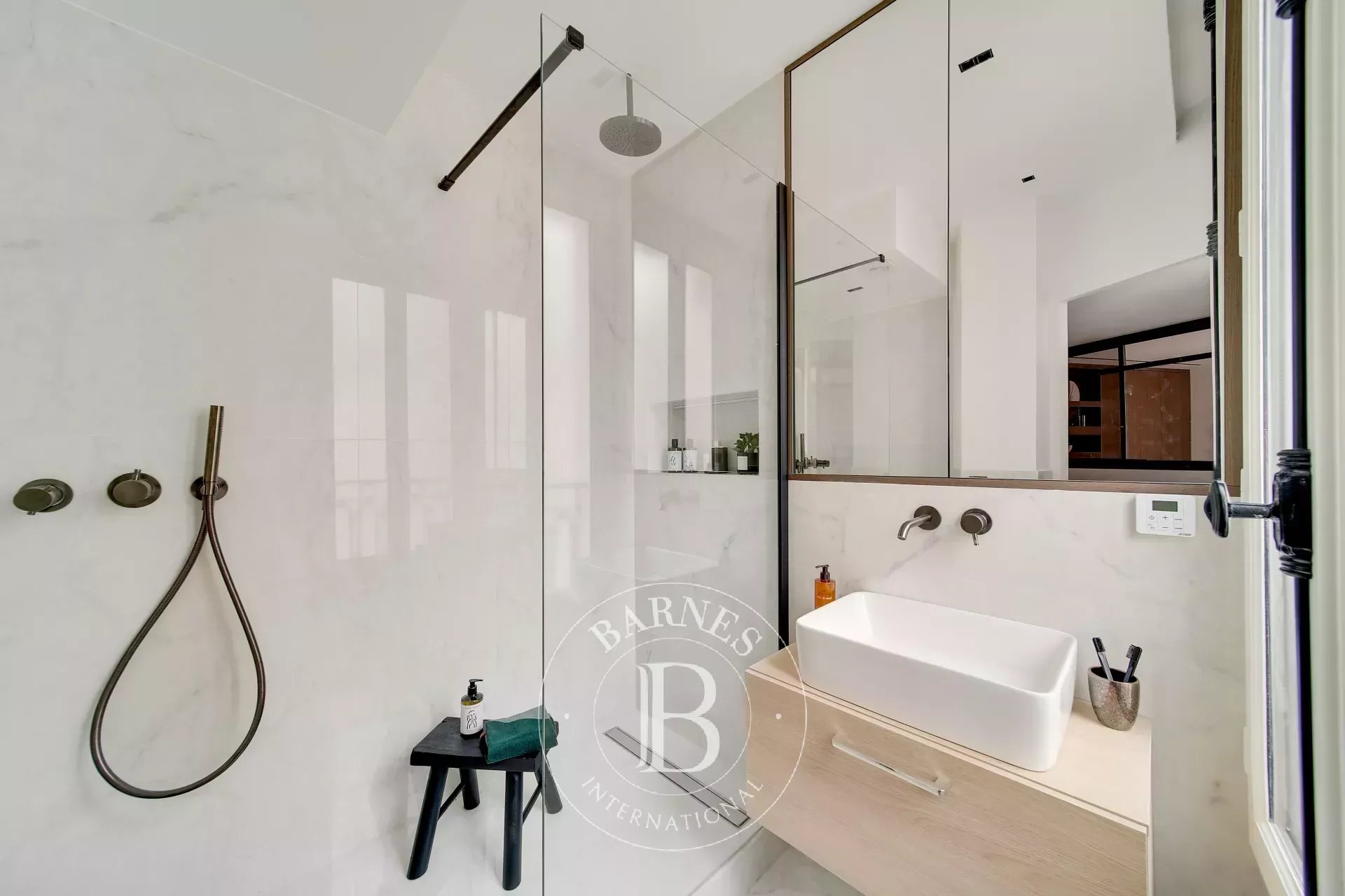 Daire Paris 6ème - picture 9