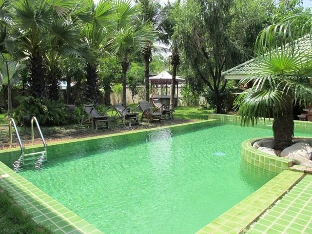 A CINQ MINUTES DES PLAGES DE HUA HIN ET DU CENTRE