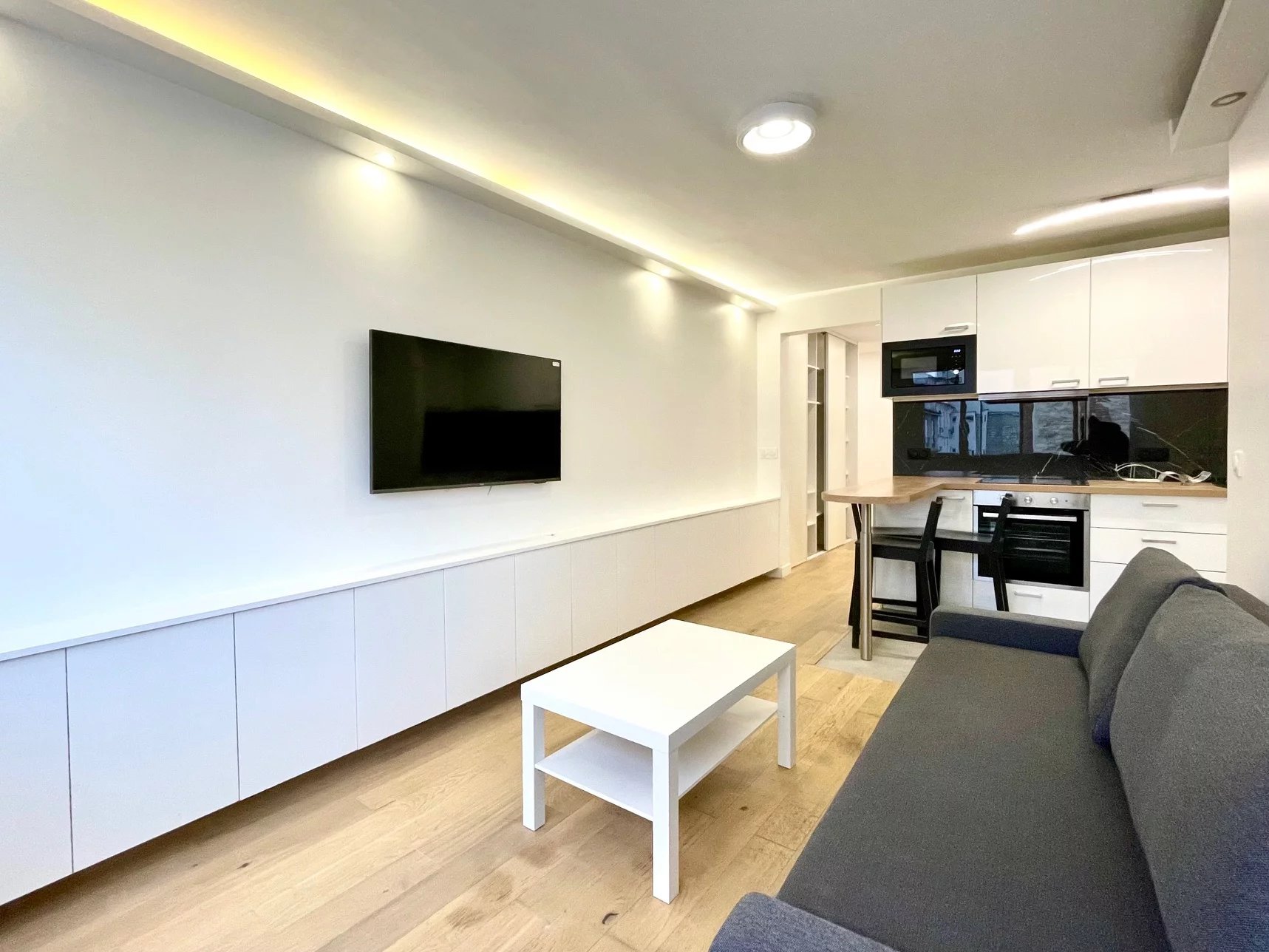 Rental Apartment Neuilly-sur-Seine Gouraud