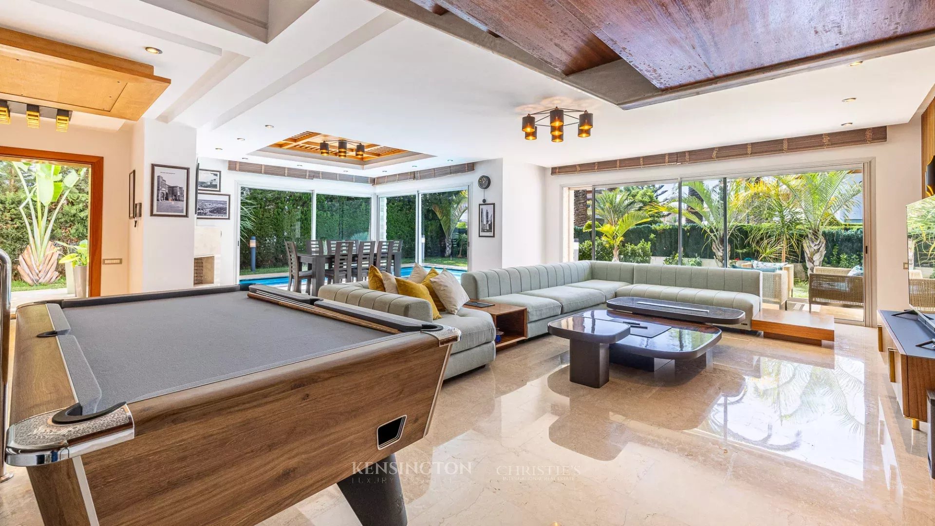 4 Bedroom Villa/Townhouse's Image 9