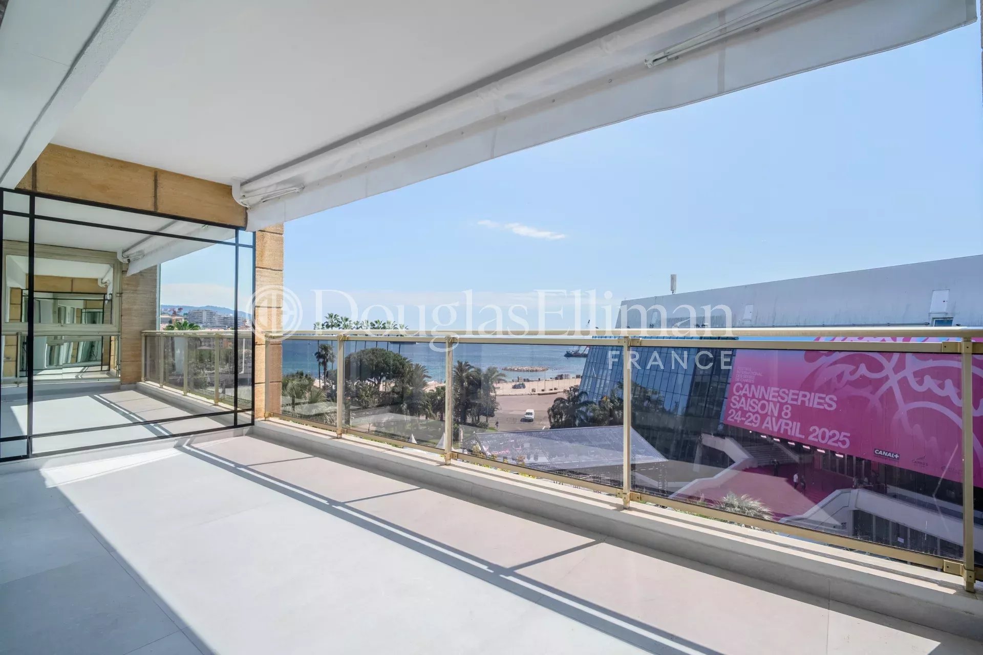 CANNES CROISETTE – Appartement 2 pièces avec vue mer - Image nᵒ3