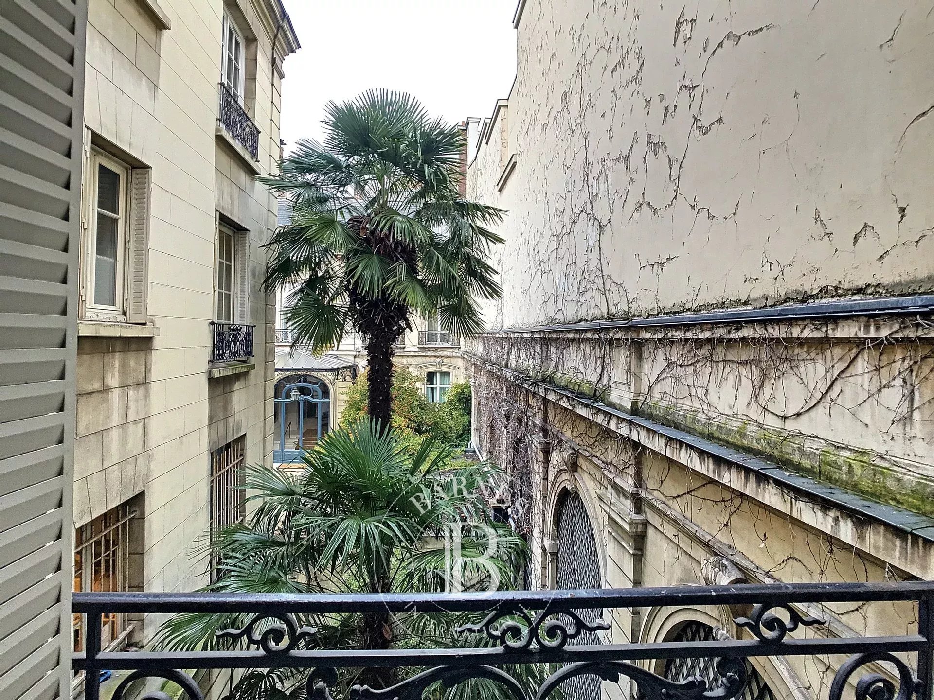 Daire Paris 8ème - picture 12