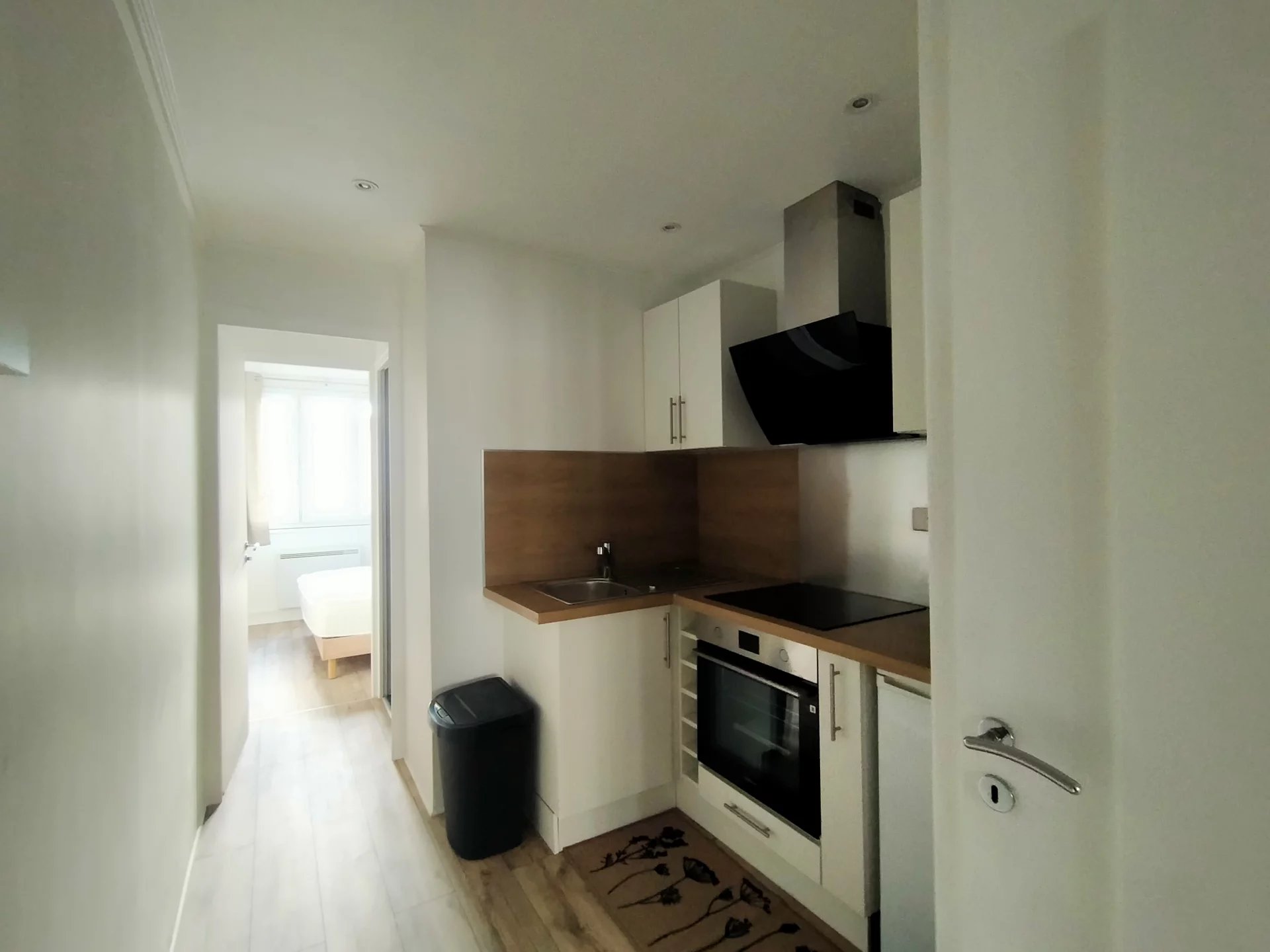 84468816 Location Lyon 6ème