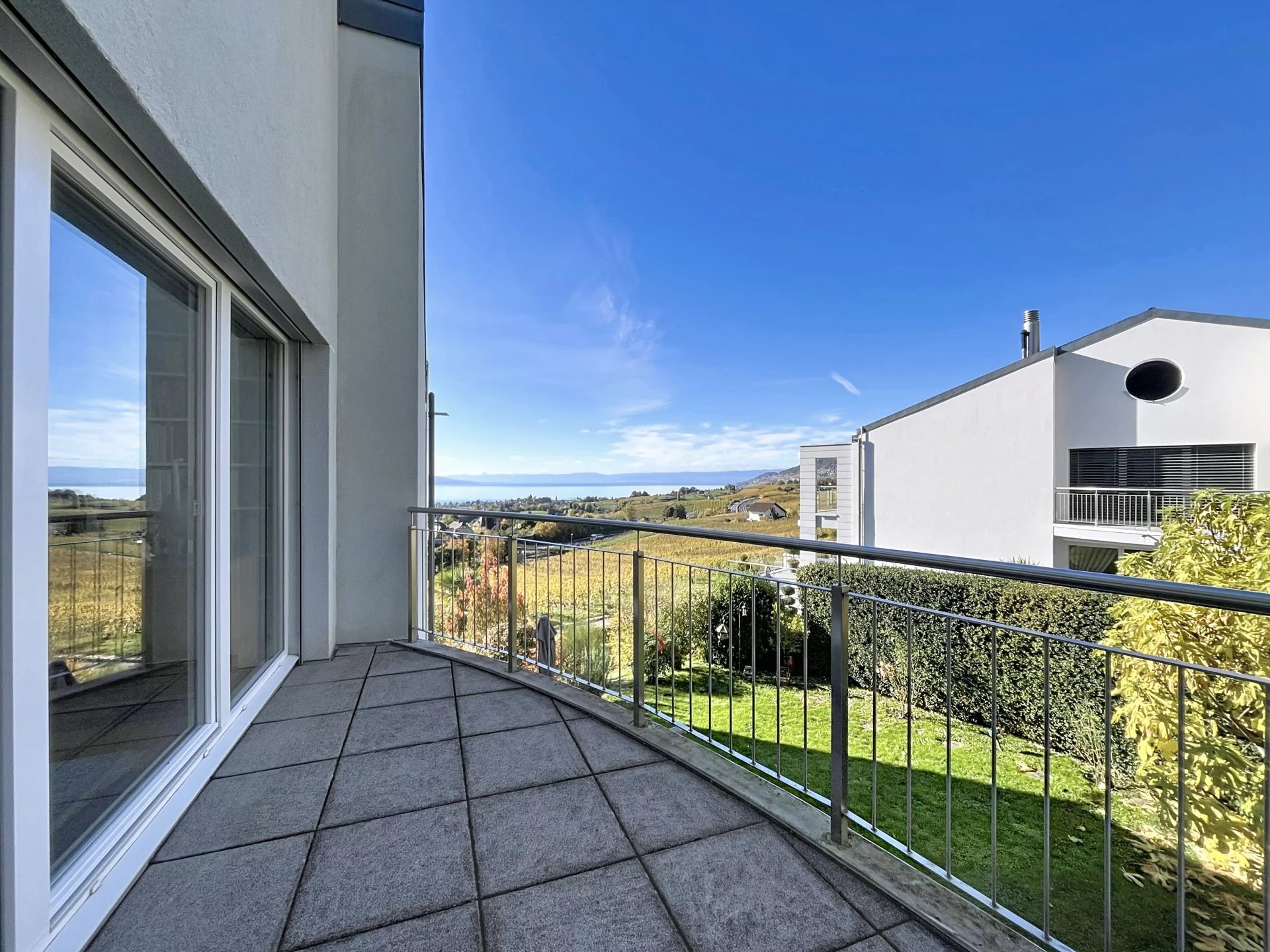 Villa familiale avec ascenseur et vue panoramique