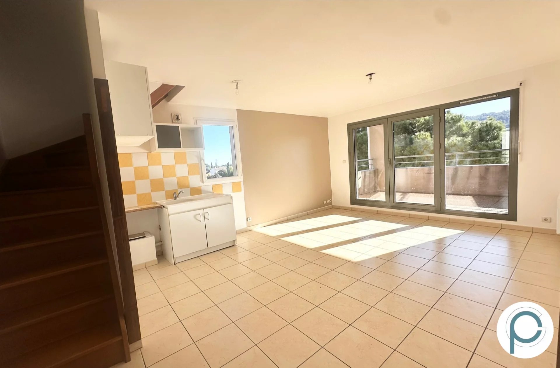 Sanary/Ollioules - T3 avec terrasse et parking