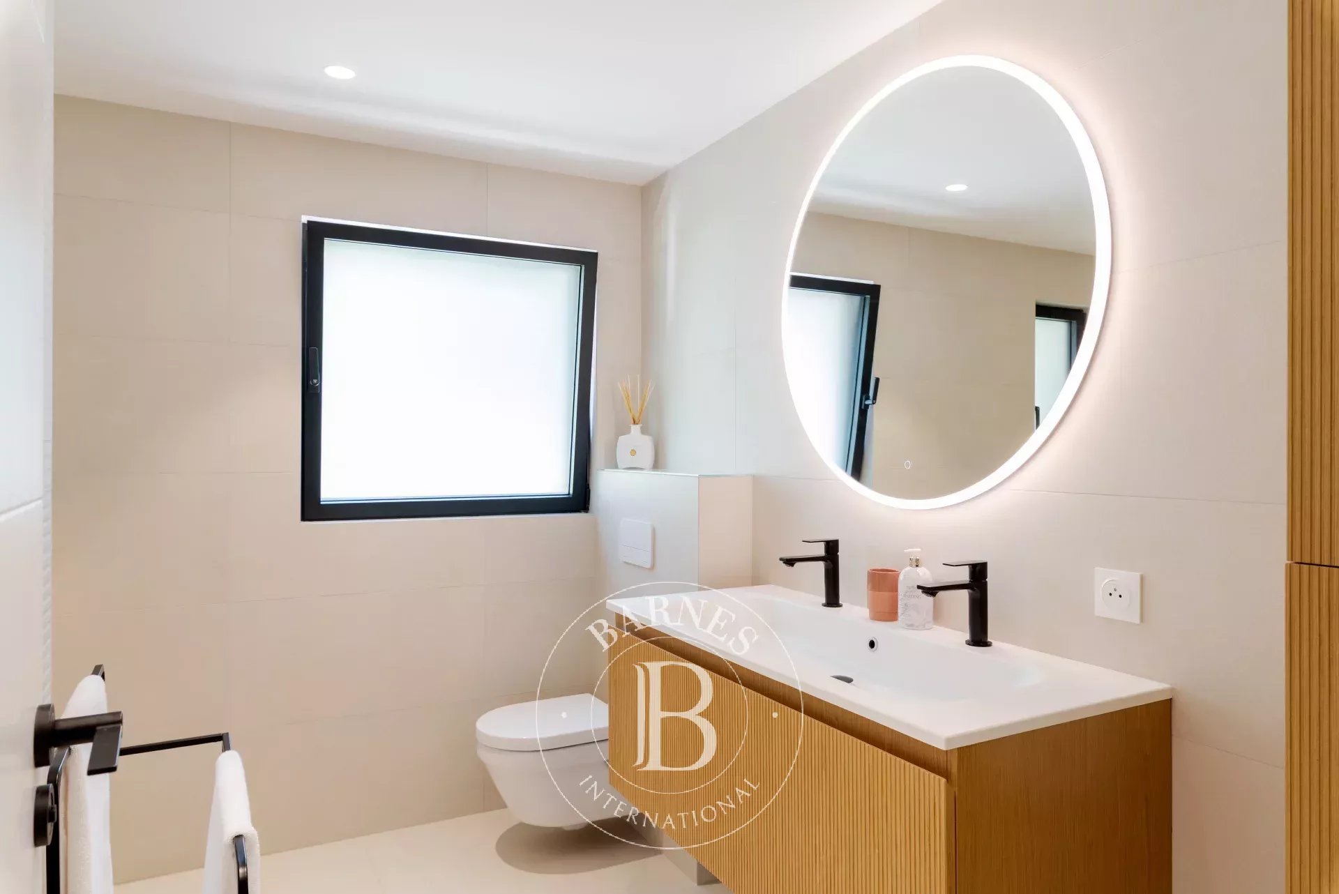 Villa Roquefort-les-Pins - picture 20