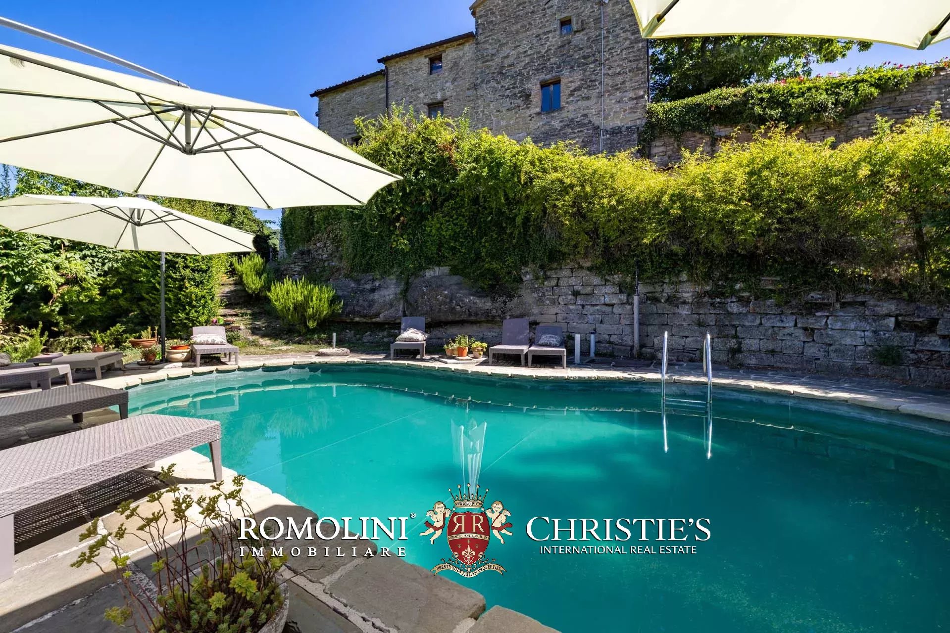 10 Bedroom Chateau's Image 9