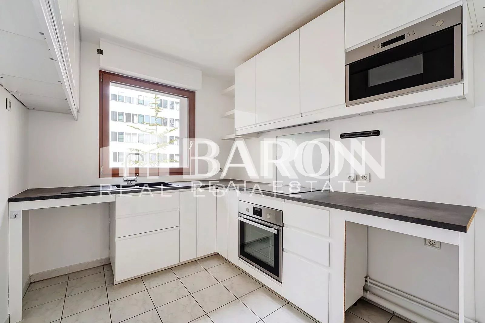 LEVALLOIS PERRET - QUARTIER GREFFUHLE - 65M2 // 2 chambres - Photo 2