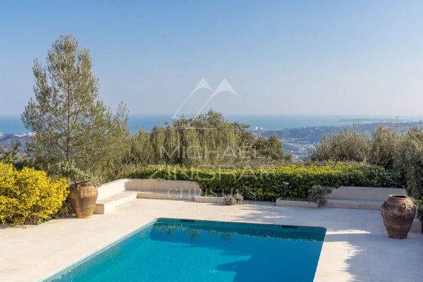Exceptional villa with panoramic sea view in the Domaine des Hauts de Saint-Paul — photo 2
