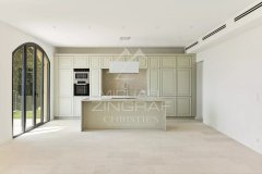 Uncluttered villa with panoramic views of the Riviera — photo 4 of 7
