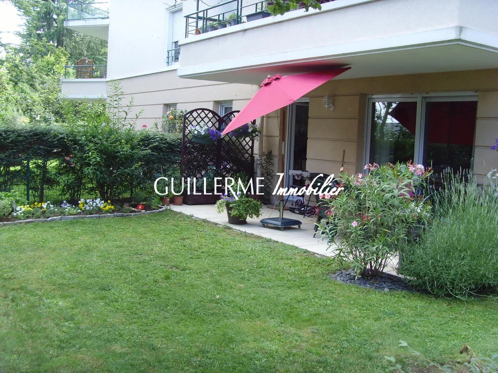 Appartement 88 mÂ² proche transports et commerces