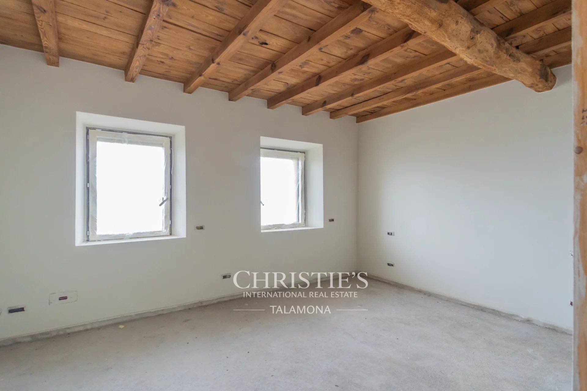 4 Bedroom Villa/Townhouse's Image 30