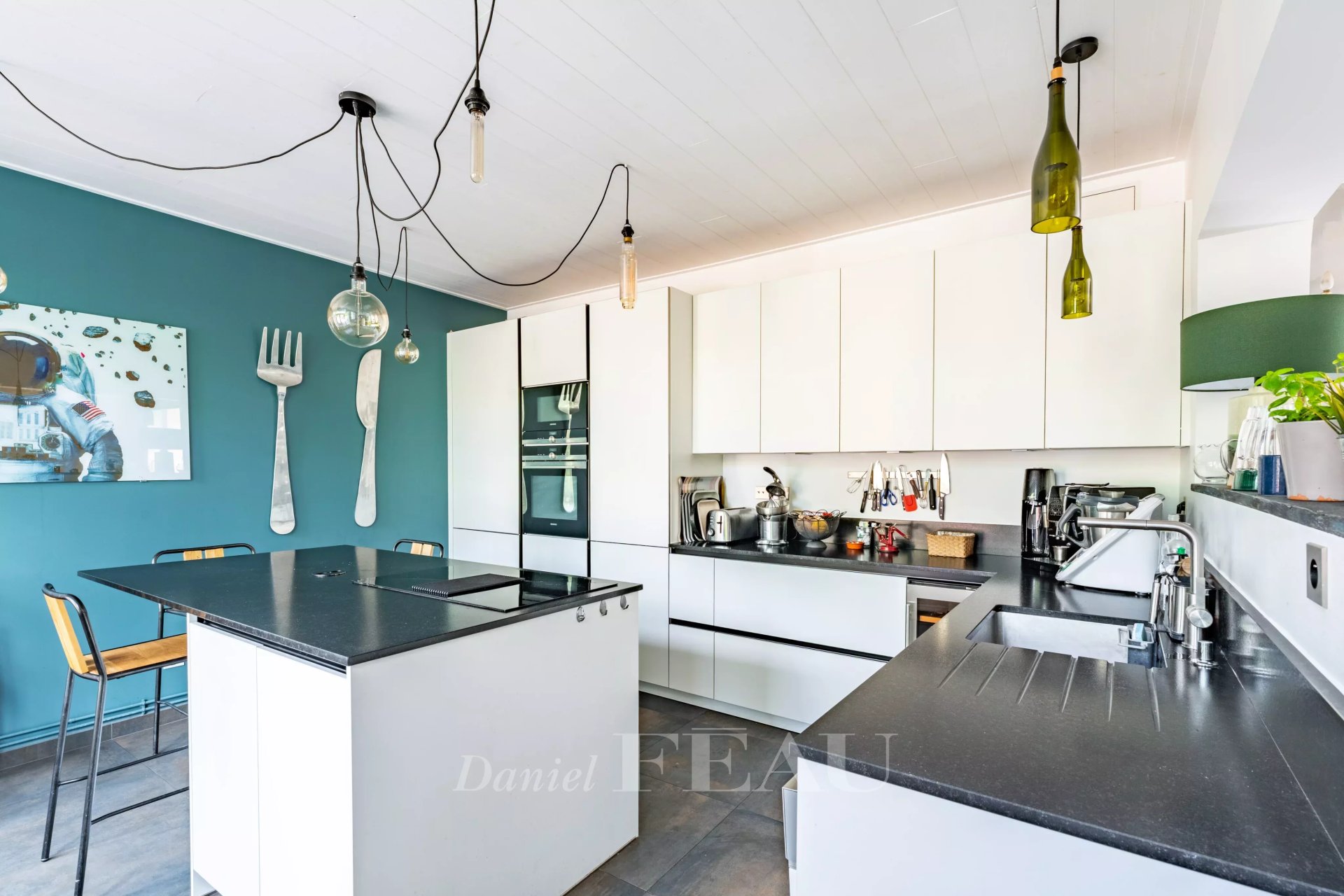 6 Bedroom Villa/Townhouse's Image 20