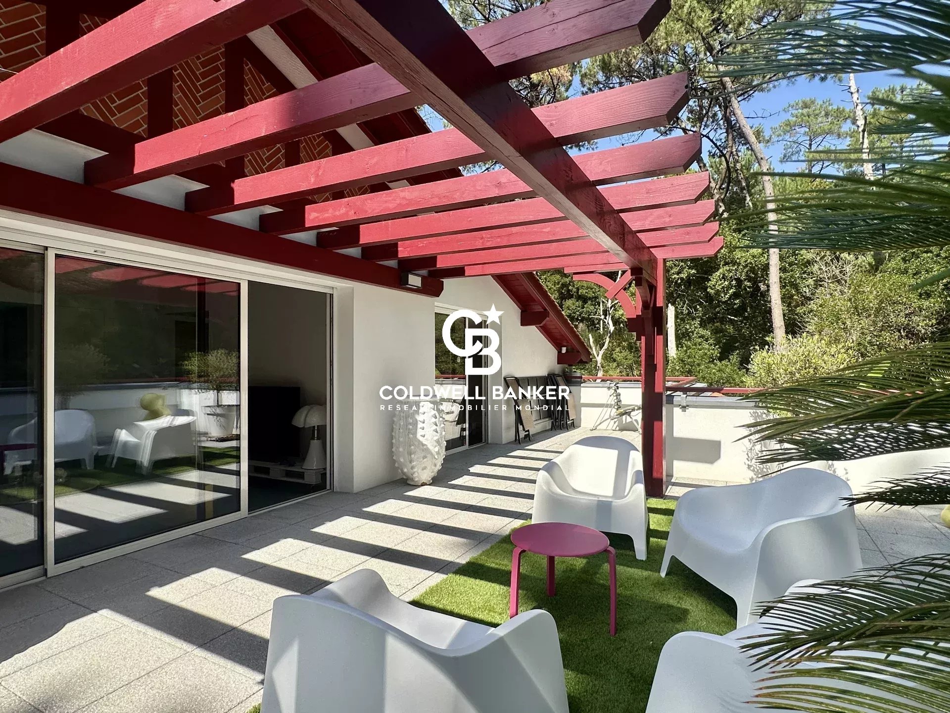 Agence immobilière de Coldwell Banker Surfin Realty