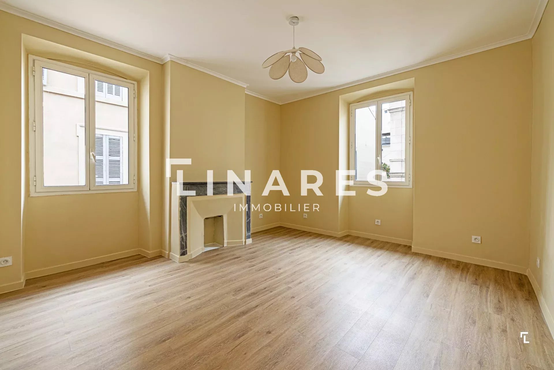 Sale Apartment Marseille 7ème Saint-Victor