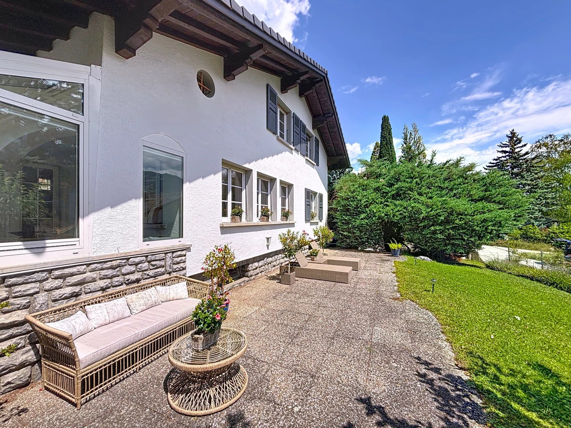 Très belle rénovation pour cette maison de village