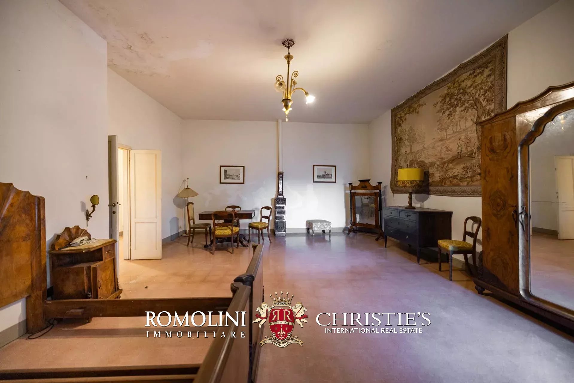 16 Bedroom Villa/Townhouse's Image 46